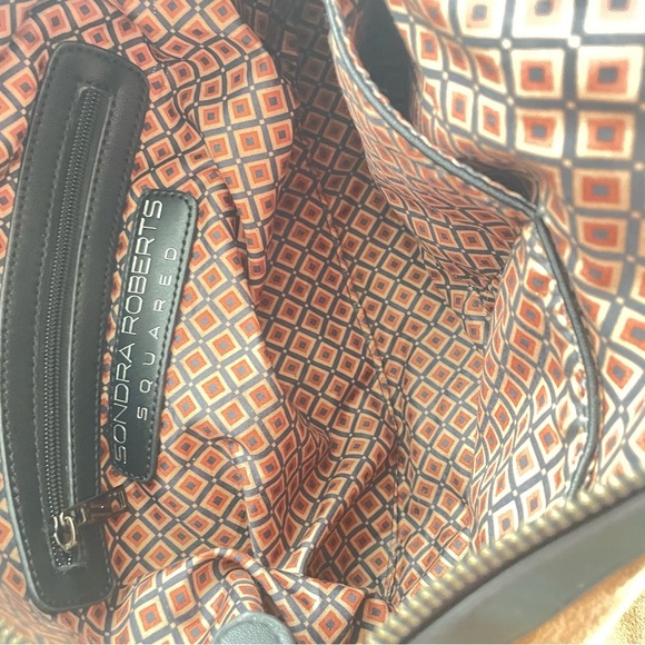 SONDRA ROBERT SQUARE BROWN POUCH BAG ZIPPER CLOSURE - Picture 4 of 15